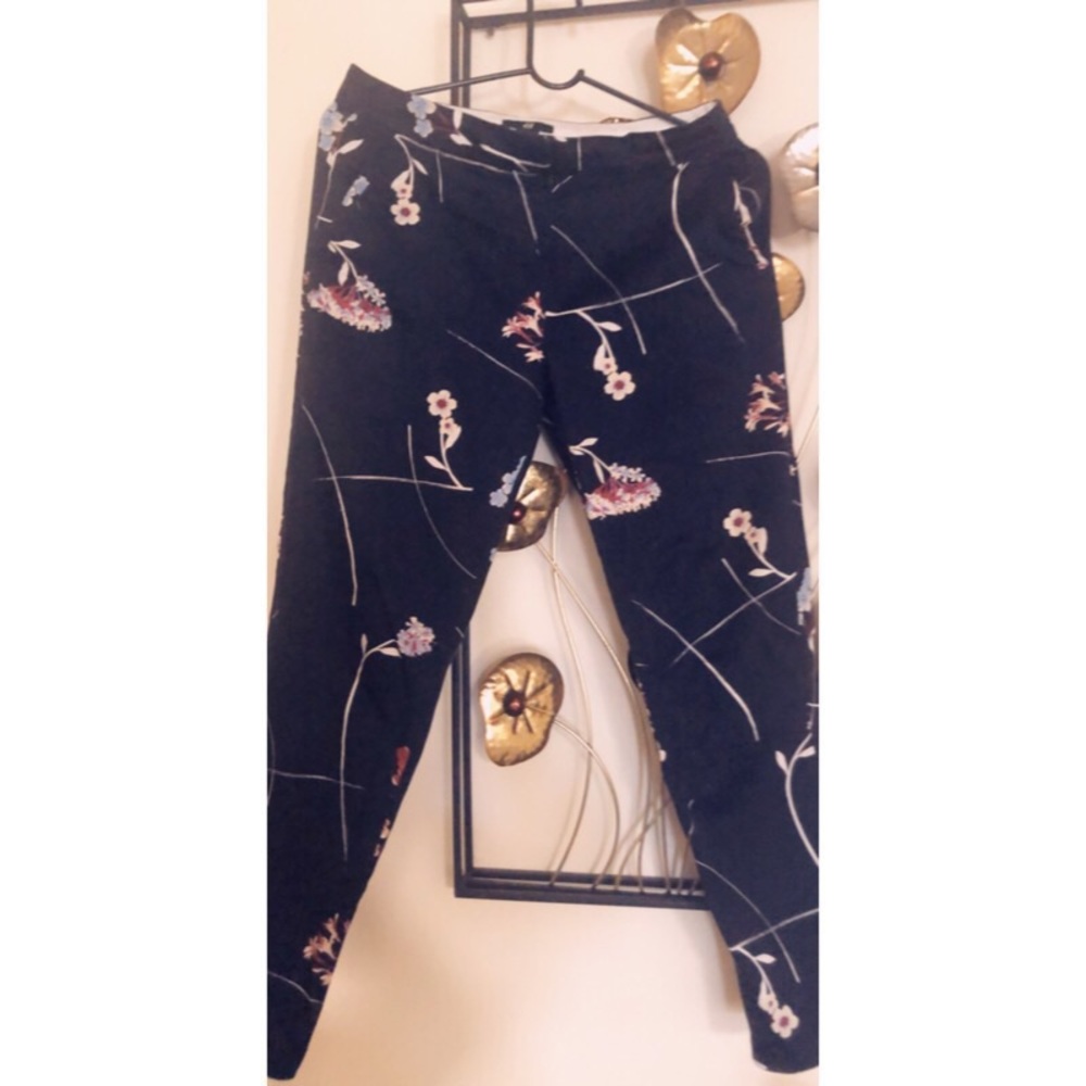 H&M Ankle Length Slacks - Picture 3 of 3